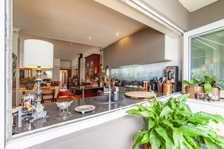 3 Bedroom Property for Sale in Woodstock Western Cape